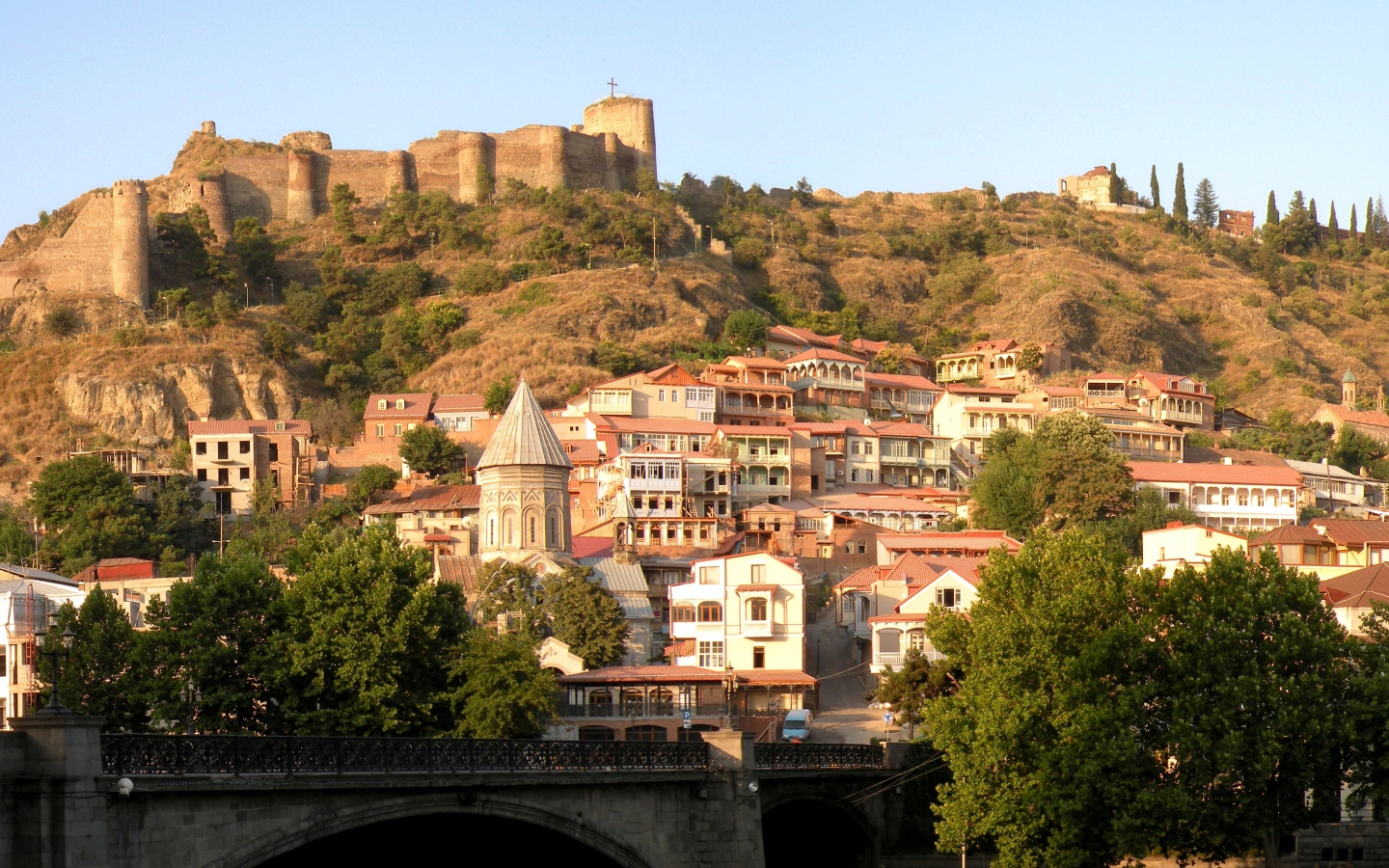 تور گرجستان ویژه 20 مهر